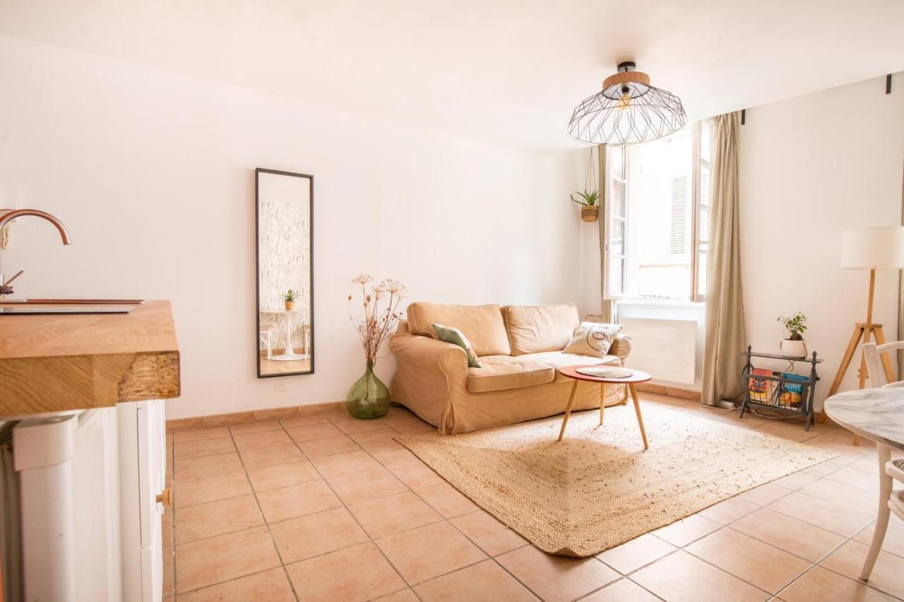Coquet Appartement Typique Du Panier Марсель Экстерьер фото